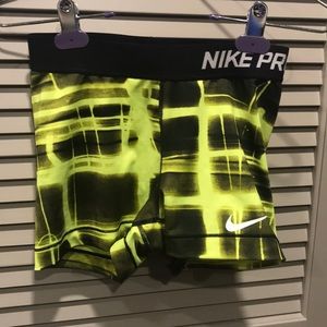 Nike Pro DRI-FIT shorts